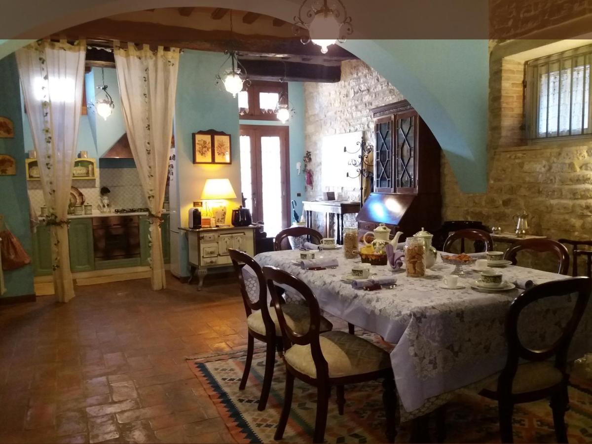 Appartement Vescovado 7 à Gubbio Extérieur photo